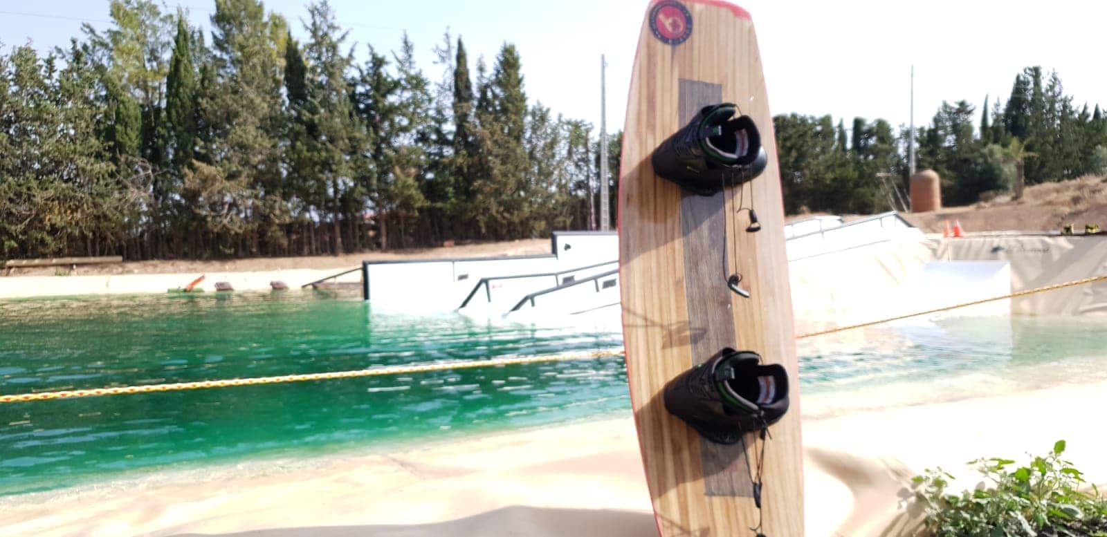 Materiales para empezar con el wakeboard